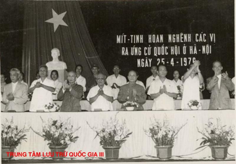 Biến ngày 25 tháng 4 thành kỷ niệm