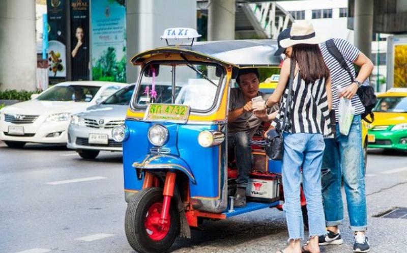 Lựa chọn phương tiện di chuyển và chỗ ở tại Thái Lan